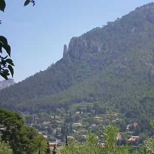 L'arche En Rez De Jardin De A Toulon